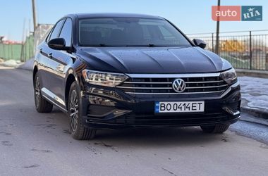 Седан Volkswagen Jetta 2019 в Тернополе