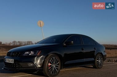 Седан Volkswagen Jetta 2016 в Сумах