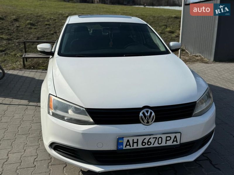 Volkswagen Jetta 2012