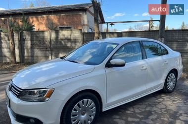Седан Volkswagen Jetta 2012 в Житомире