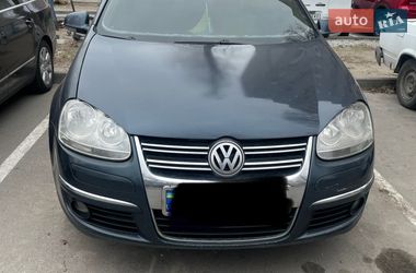 Седан Volkswagen Jetta 2006 в Днепре
