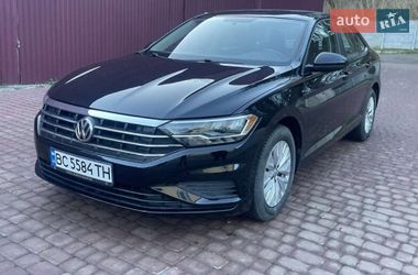 Седан Volkswagen Jetta 2020 в Львове