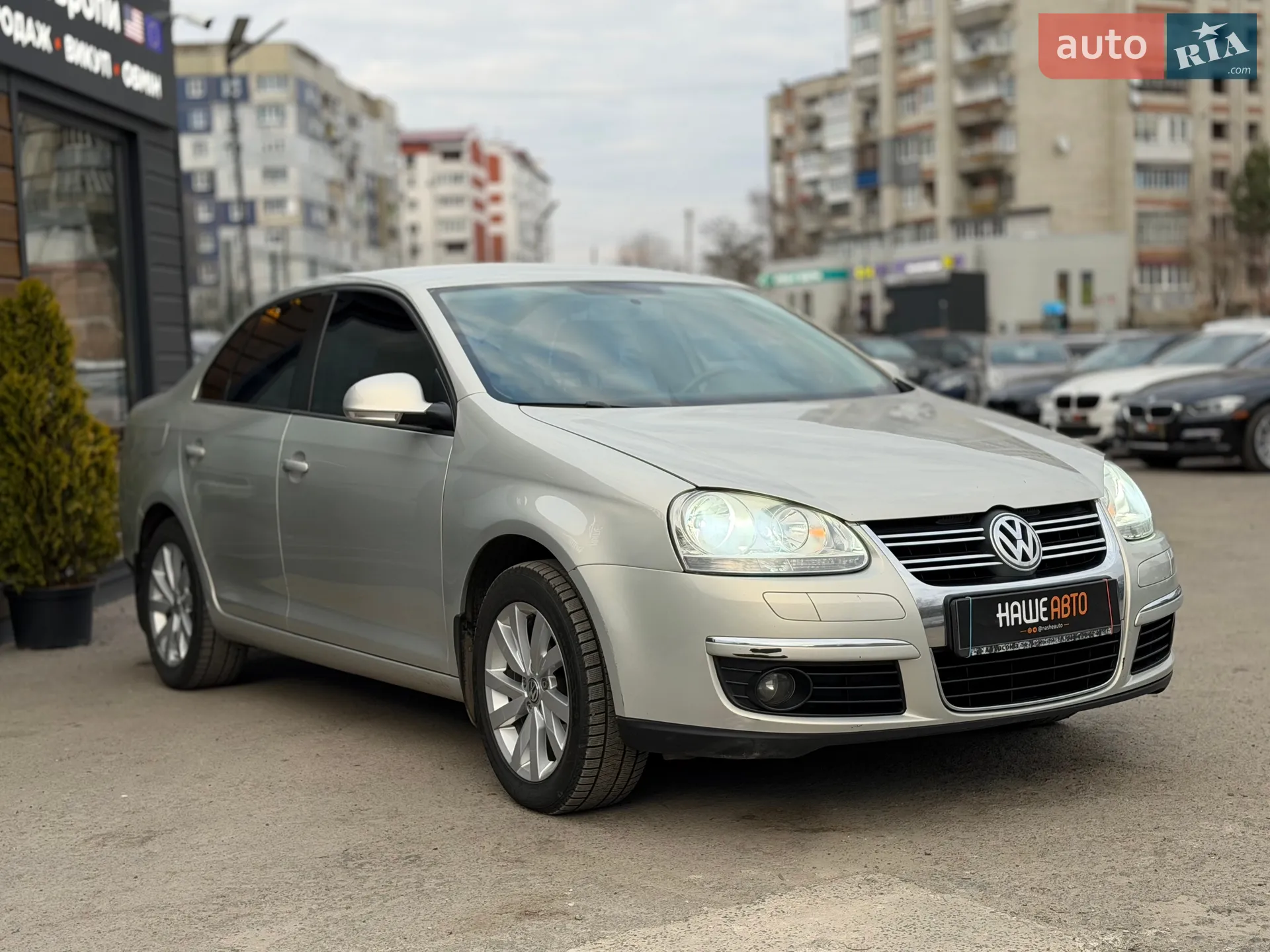 2010 Volkswagen Jetta - мініатюра 8