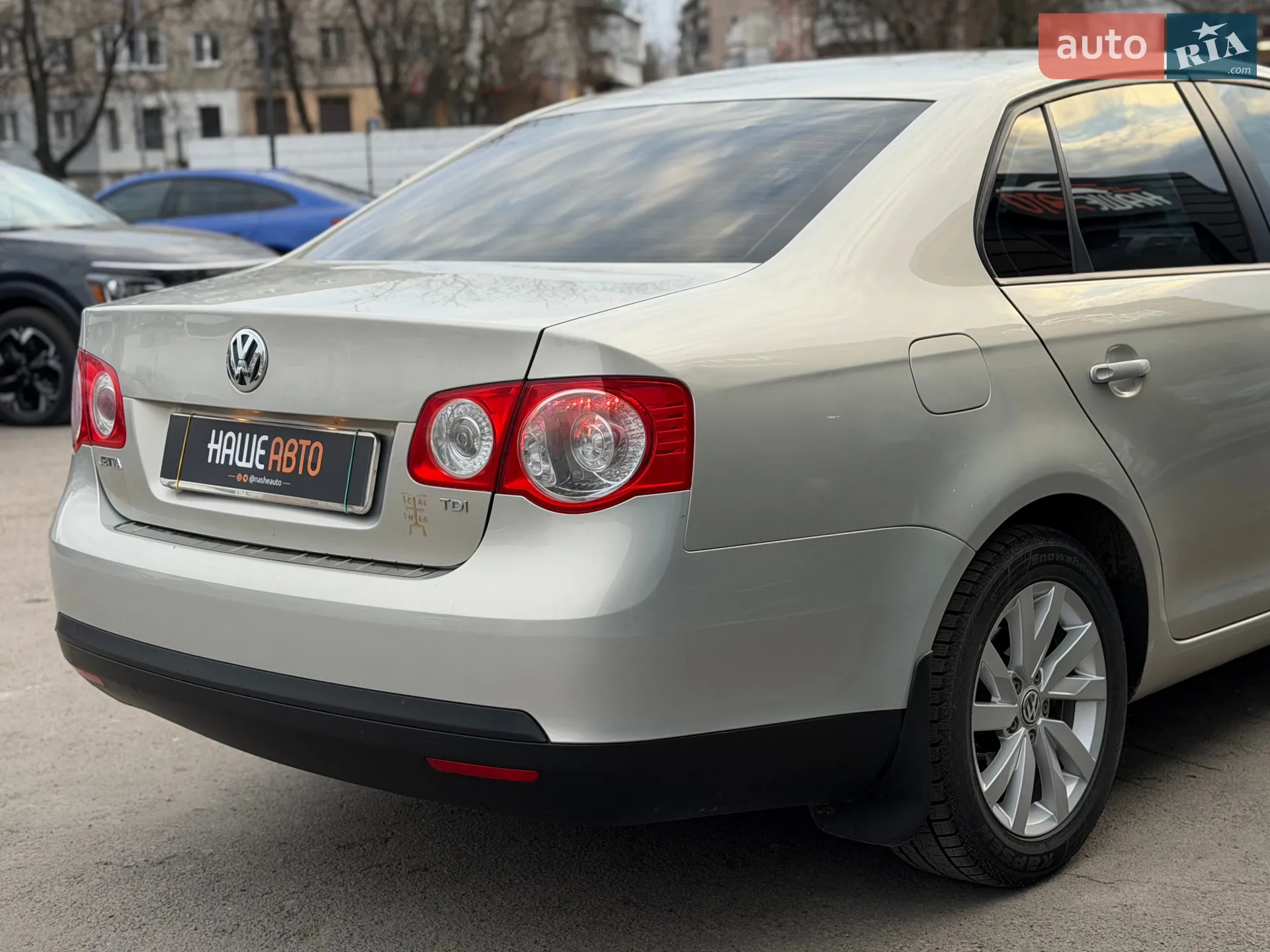 2010 Volkswagen Jetta - мініатюра 13