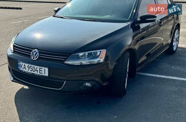 Седан Volkswagen Jetta 2013 в Киеве