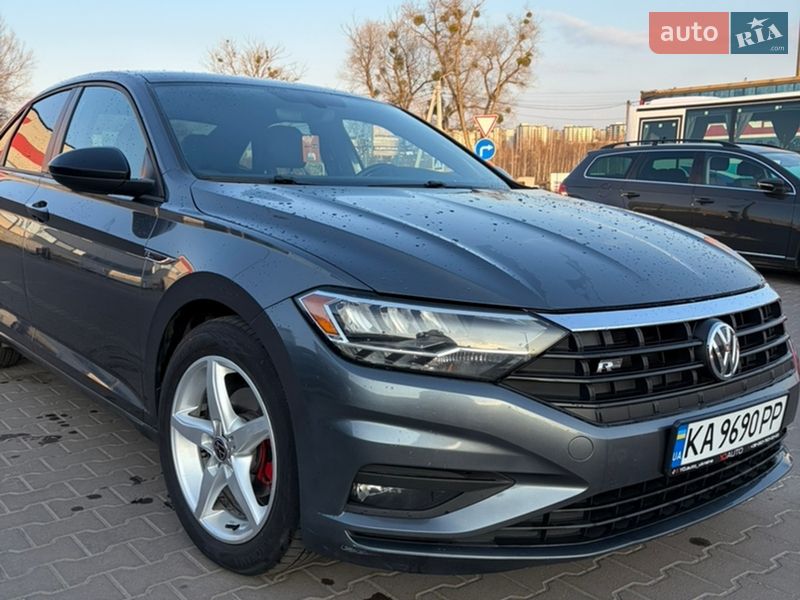 Volkswagen Jetta 2019