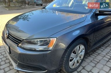 Седан Volkswagen Jetta 2011 в Львові