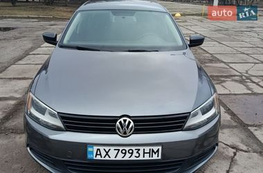 Седан Volkswagen Jetta 2014 в Харькове