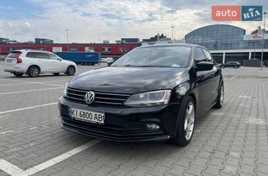 Седан Volkswagen Jetta 2016 в Києві