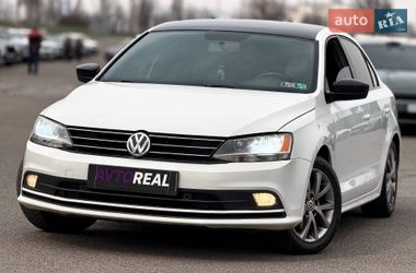 Седан Volkswagen Jetta 2015 в Кривому Розі