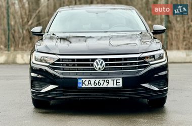 Седан Volkswagen Jetta 2018 в Києві