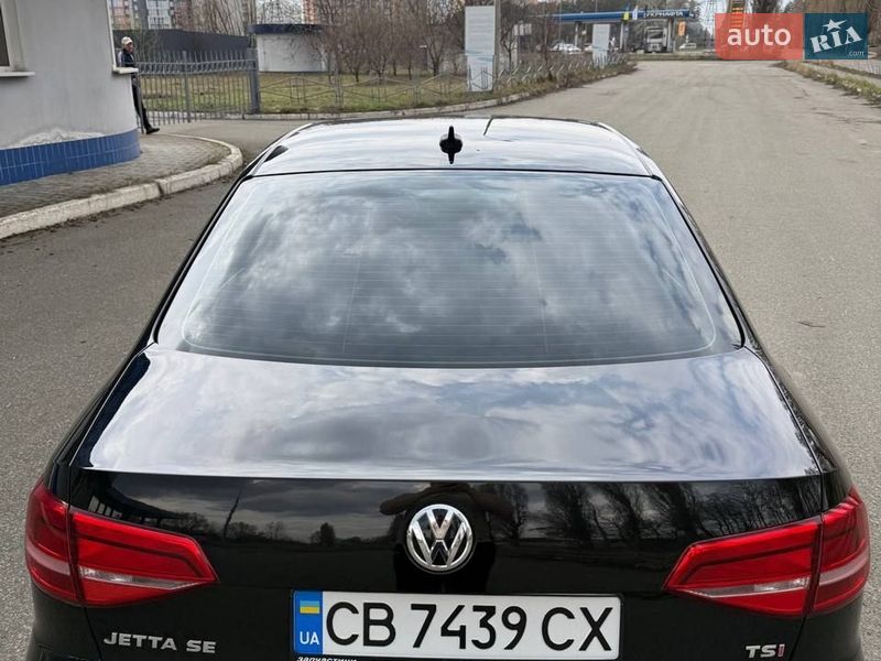 Седан Volkswagen Jetta 2015 в Чернигове