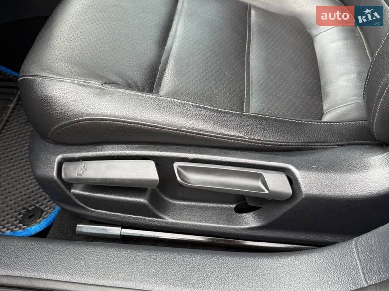 Седан Volkswagen Jetta 2015 в Чернигове