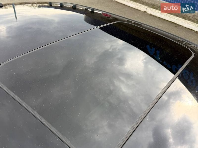 Седан Volkswagen Jetta 2015 в Чернигове