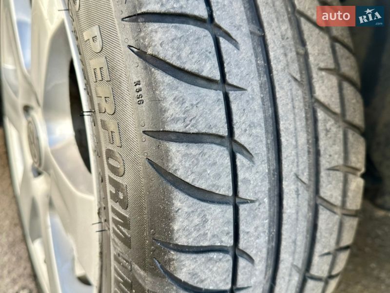 Седан Volkswagen Jetta 2015 в Тульчине