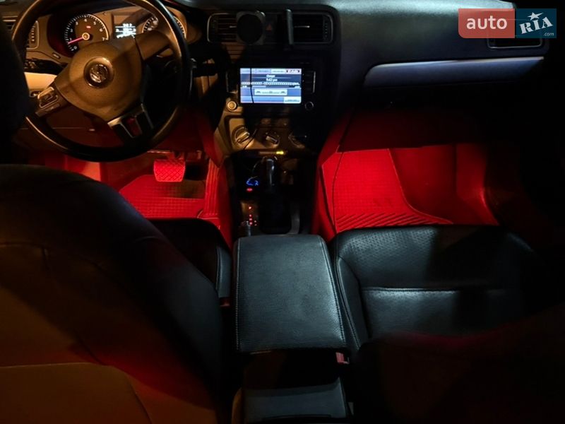 Седан Volkswagen Jetta 2013 в Киеве