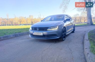 Седан Volkswagen Jetta 2014 в Киеве