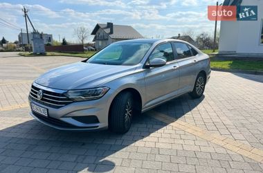 Седан Volkswagen Jetta 2020 в Львові