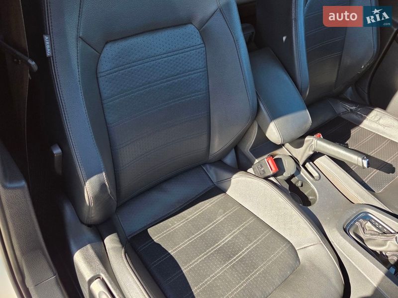 Седан Volkswagen Jetta 2012 в Борисполе