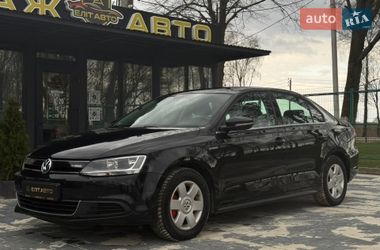 Седан Volkswagen Jetta 2013 в Ивано-Франковске