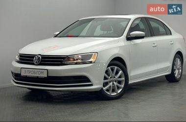 Седан Volkswagen Jetta 2016 в Киеве