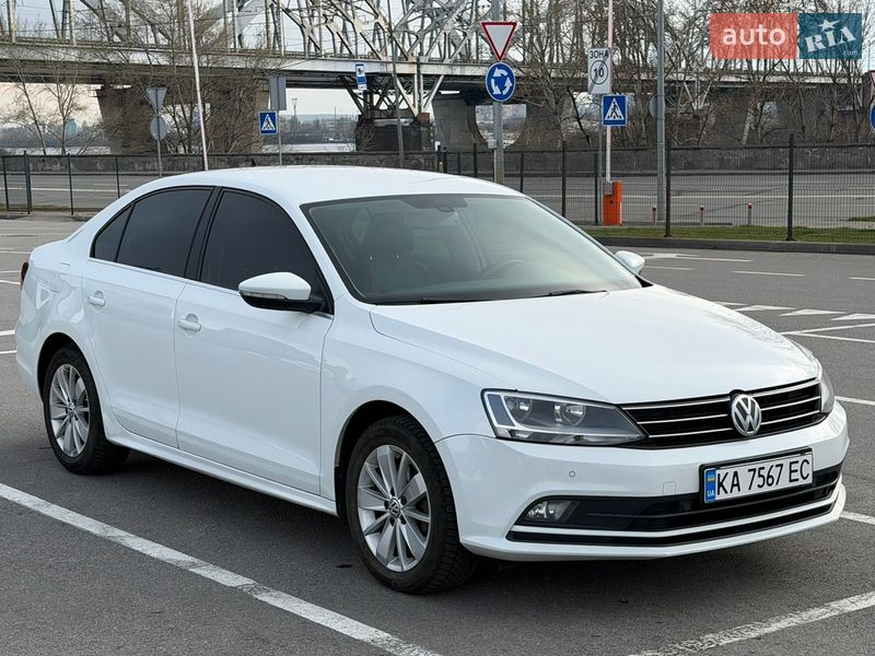 Седан Volkswagen Jetta 2016 в Киеве фото Седан Volkswagen Jetta 2016 в Киеве