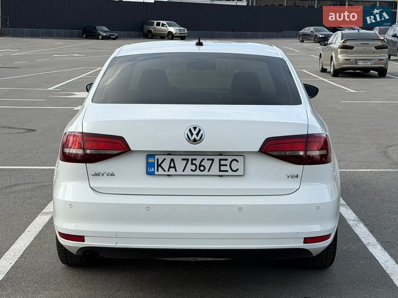 Седан Volkswagen Jetta 2016 в Киеве фото 4 Седан Volkswagen Jetta 2016 в Киеве