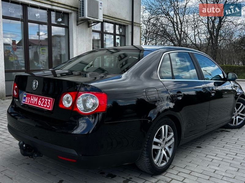Седан Volkswagen Jetta 2008 в Кременце