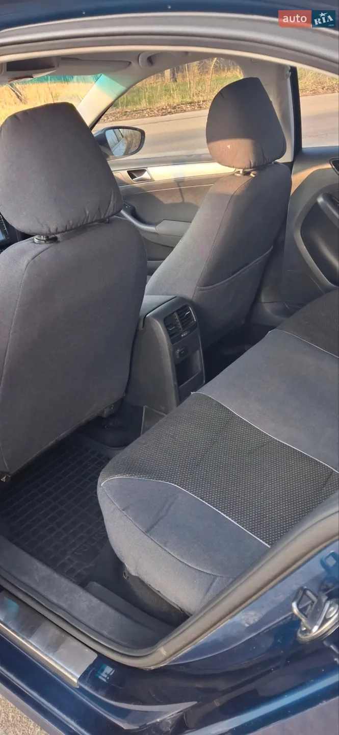 2011 Volkswagen Jetta - мініатюра 17