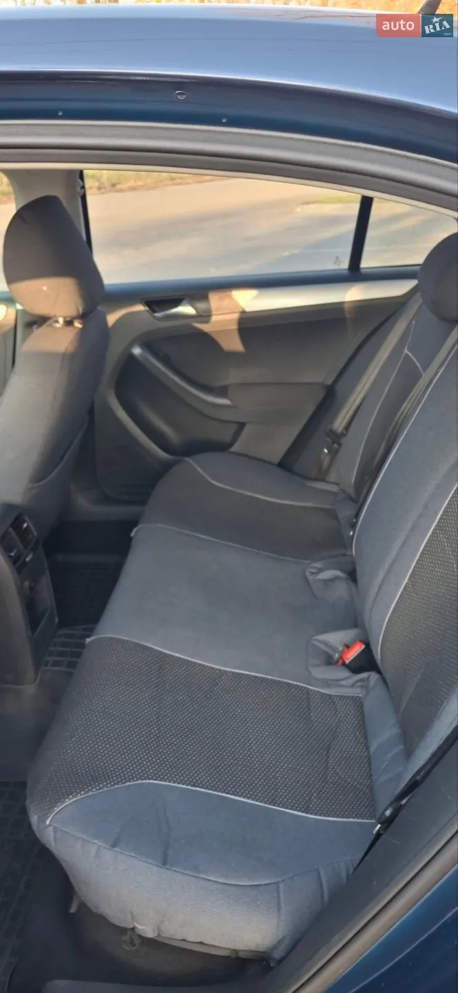 2011 Volkswagen Jetta - мініатюра 18