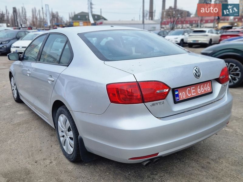 Седан Volkswagen Jetta 2011 в Киеве