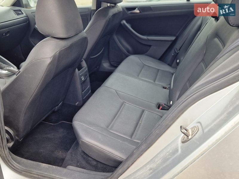 Седан Volkswagen Jetta 2011 в Киеве