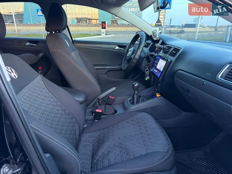 Седан Volkswagen Jetta 2014 в Киеве