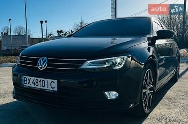 Седан Volkswagen Jetta 2016 в Харькове