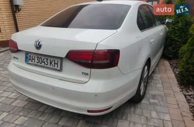 Седан Volkswagen Jetta 2016 в Киеве