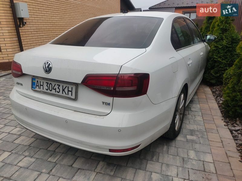 Volkswagen Jetta 2016