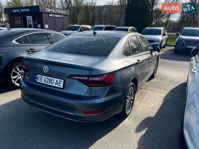 Седан Volkswagen Jetta 2018 в Днепре