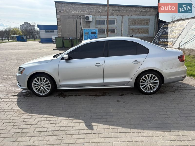 Седан Volkswagen Jetta 2016 в Киеве