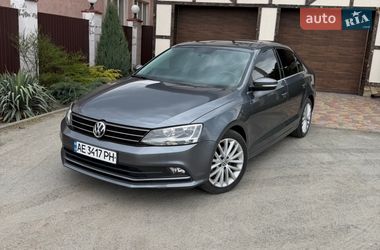 Седан Volkswagen Jetta 2014 в Дніпрі