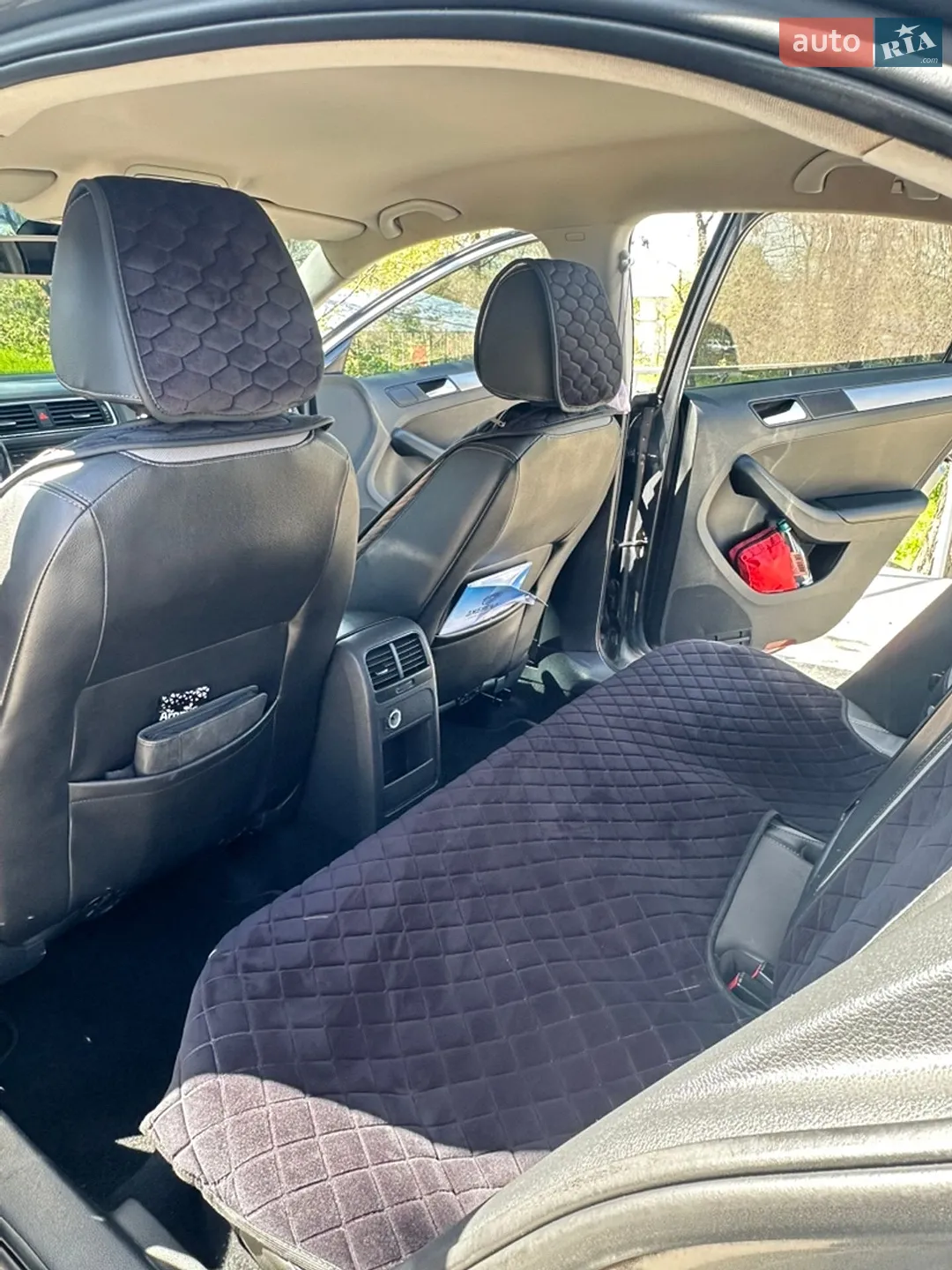 2012 Volkswagen Jetta - мініатюра 2