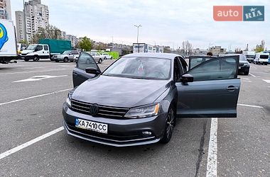 Седан Volkswagen Jetta 2016 в Киеве