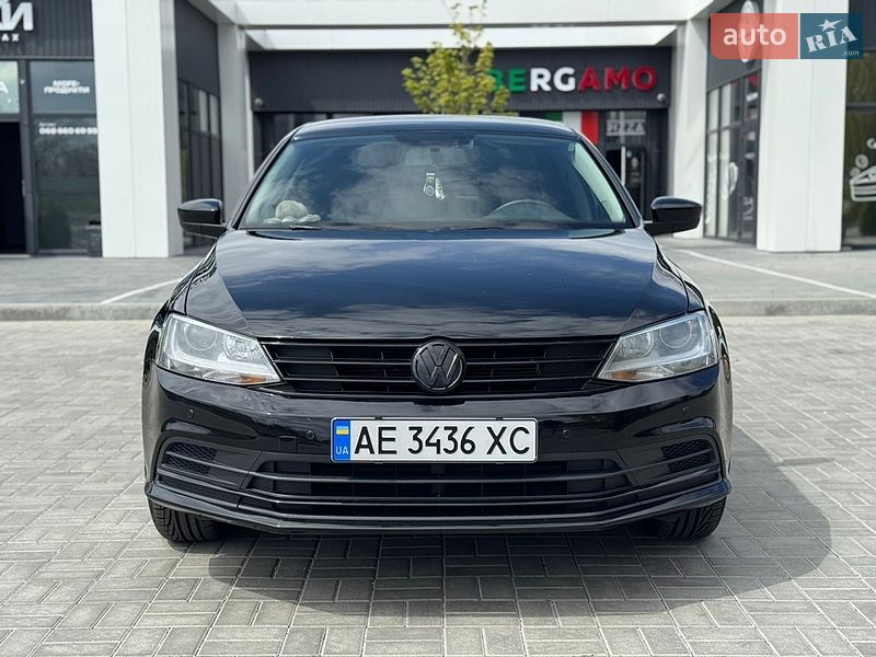 Volkswagen Jetta 2015