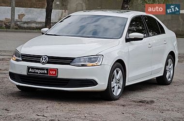 Седан Volkswagen Jetta 2012 в Харькове