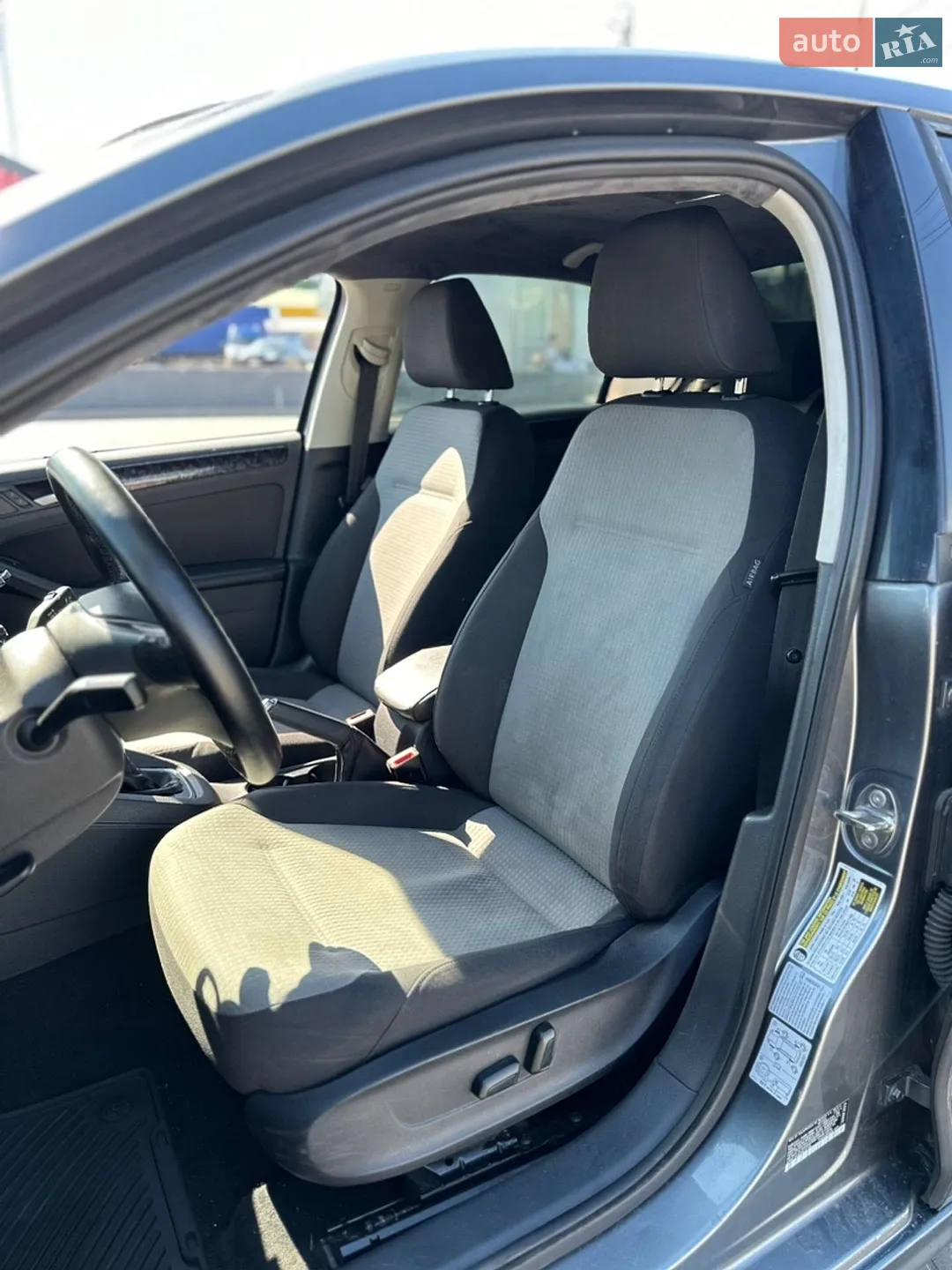 2014 Volkswagen Jetta - мініатюра 26