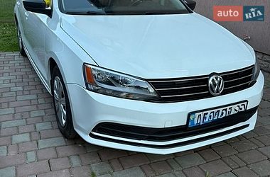 Седан Volkswagen Jetta 2016 в Ивано-Франковске
