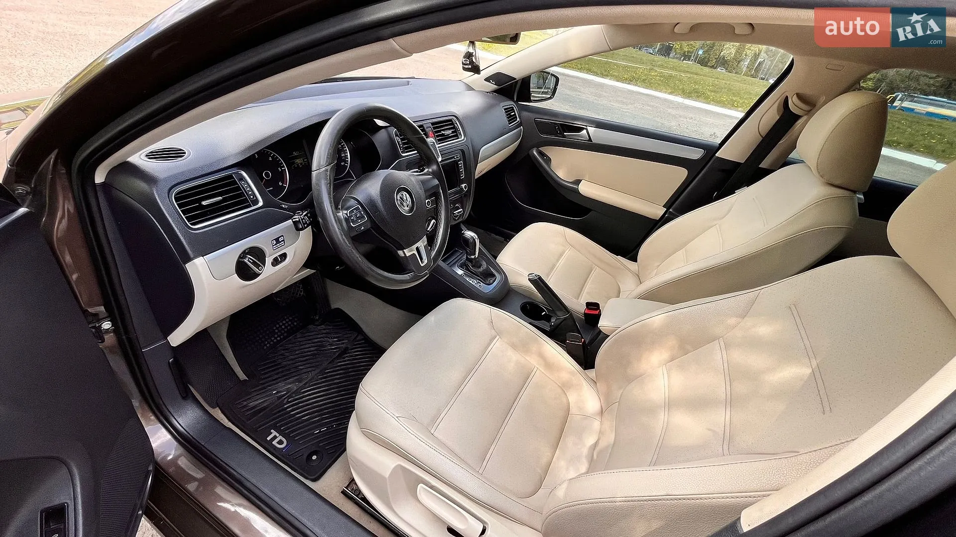 2012 Volkswagen Jetta - мініатюра 30
