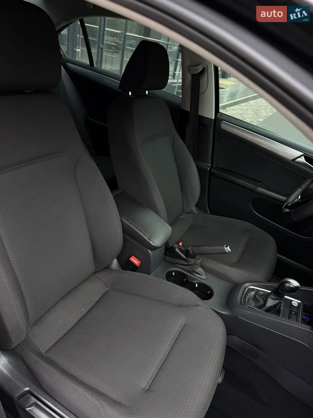 2015 Volkswagen Jetta - мініатюра 32
