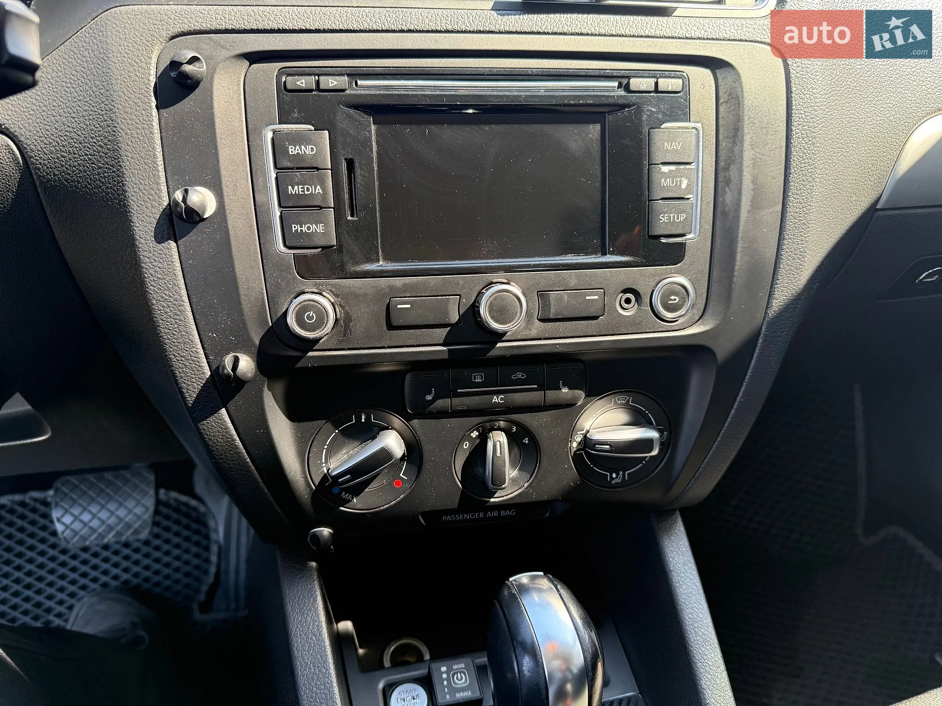 2011 Volkswagen Jetta - мініатюра 22