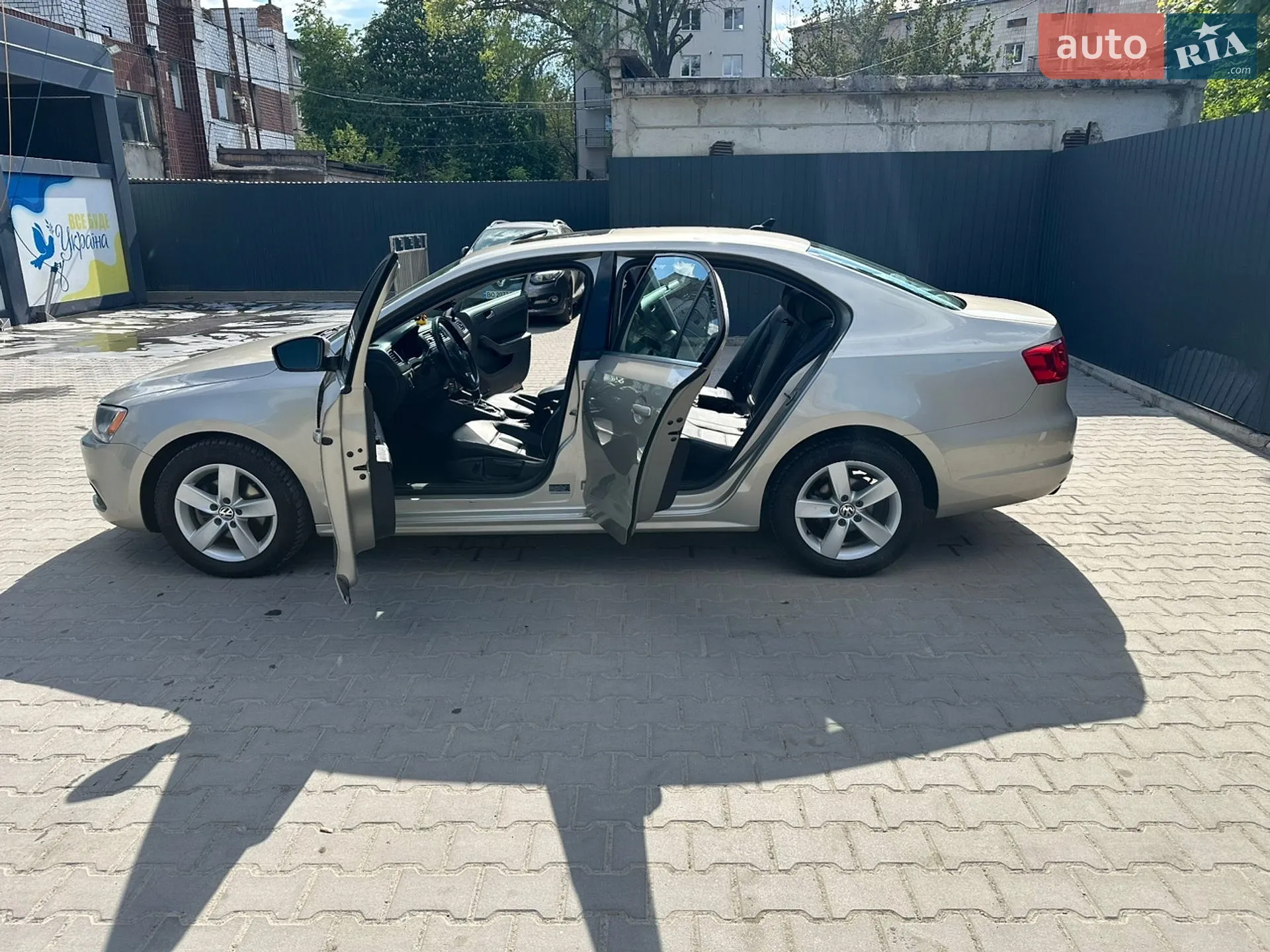2012 Volkswagen Jetta - мініатюра 3