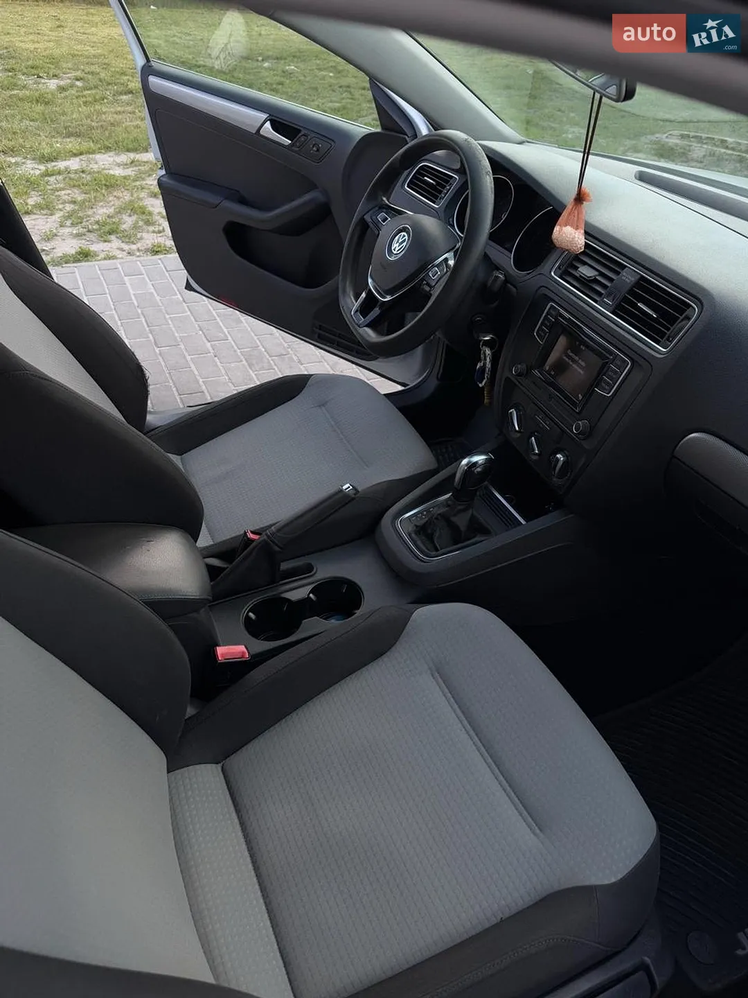 2017 Volkswagen Jetta - мініатюра 37